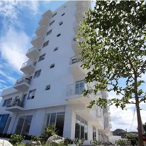 In Sanatamarta With 20' Apartamento